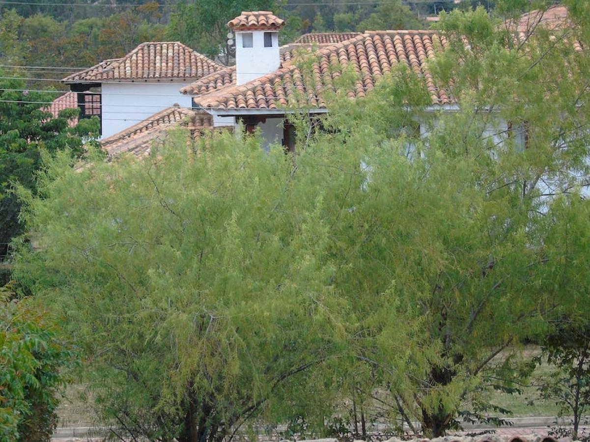 Hotel Casa De Huespedes Faletto Villa de Leyva Exterior foto